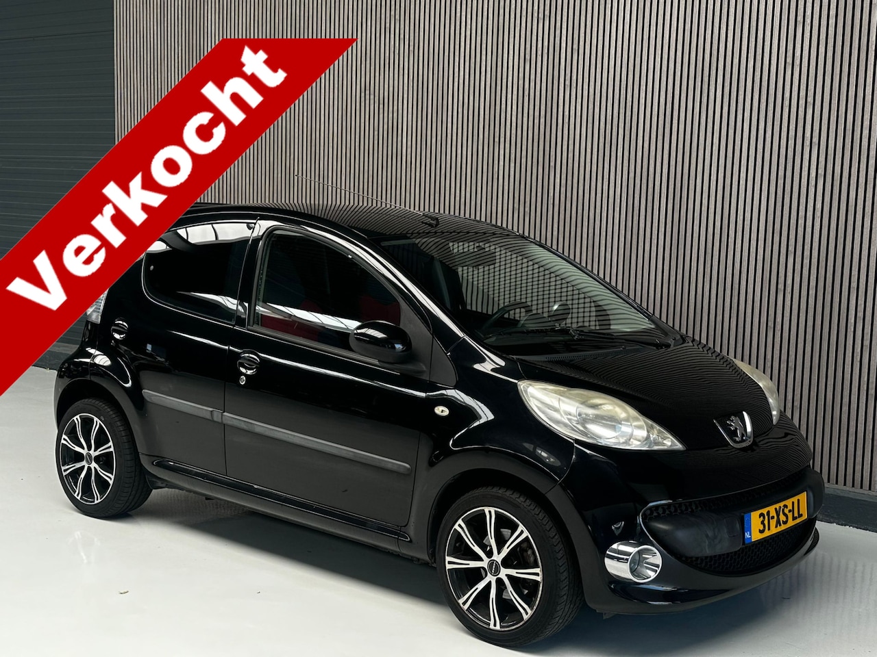Peugeot 107 - 1.0-12V XS Urban Move Scherm | Airco | Elektrische Ramen - AutoWereld.nl