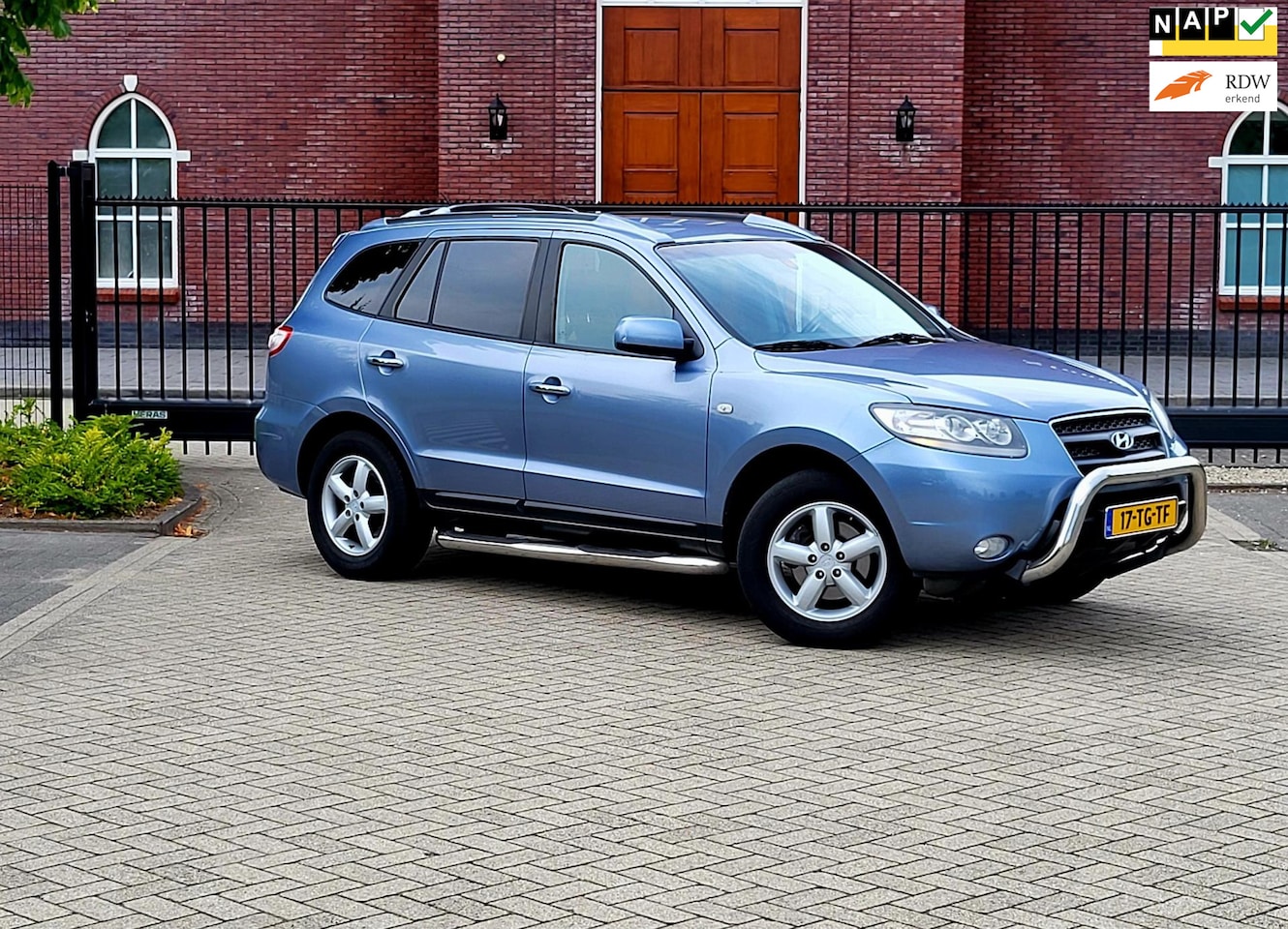 Hyundai Santa Fe - 2.7i V6 Style 7p. Climate control / Stoelverwarming / Leer / Nap / Nieuwe Apk - AutoWereld.nl