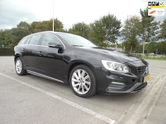 Volvo V60 - 2.0 D4 Summum