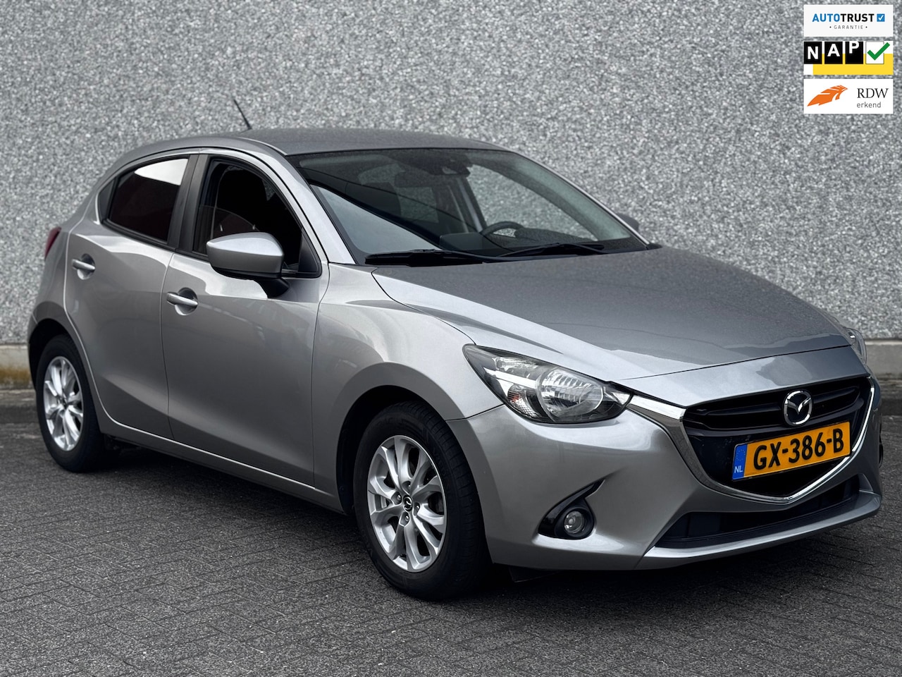 Mazda 2 - 1.5 Skyactiv-G TS-Airco-Cruise-NAP - AutoWereld.nl