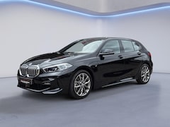 BMW 1-serie - 120i M Sport /Apple Carplay/Stuur-Stoelverw./Camera/Parkeersens. Rondom/Elektr. Klep/DAB+/