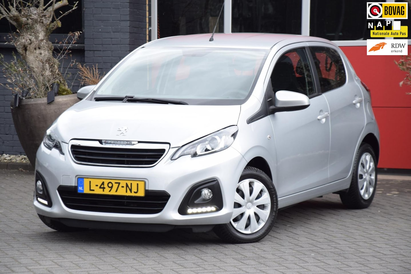 Peugeot 108 - 1.0 e-VTi Active 2021 Airco 5 Deurs BT telefoon - AutoWereld.nl
