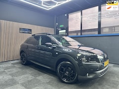 Citroën C4 Cactus - 1.2 Shine Black naVvi Cruise Trekhaak pdc Airco Nieuwe Distr Riem In perfecte staat
