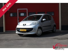 Peugeot 107 - 1.0-12V XR