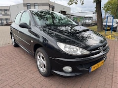 Peugeot 206 - 1.4 5deurs Air-line Airco, Radio/CD