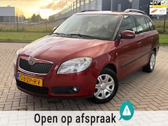 Skoda Fabia Combi - 1.6-16V Ambiente Airco Cruise Control