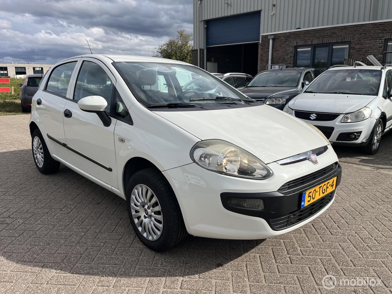 Fiat Punto Evo - 1.4 Natural Power Active 1.4 Natural Power Active - AutoWereld.nl