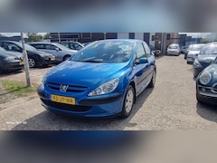 Peugeot 307 - 1.6-16V XS