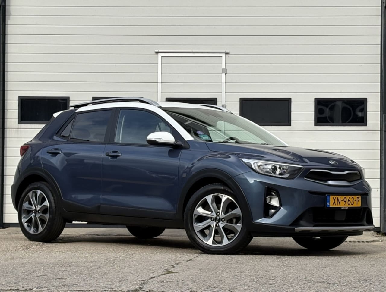 Kia Stonic - 1.0 T-GDi Dynamic Plus Line Navi | Climate | Camera| Net binnen! - AutoWereld.nl