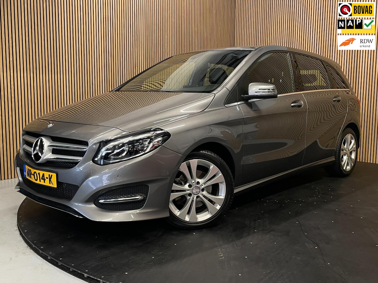 Mercedes-Benz B-klasse - 180 Ambition |AUTOMAAT|1/2 LEDER|LED|NAVI|CRUISE CONTROL|AIRCO|PDC| - AutoWereld.nl