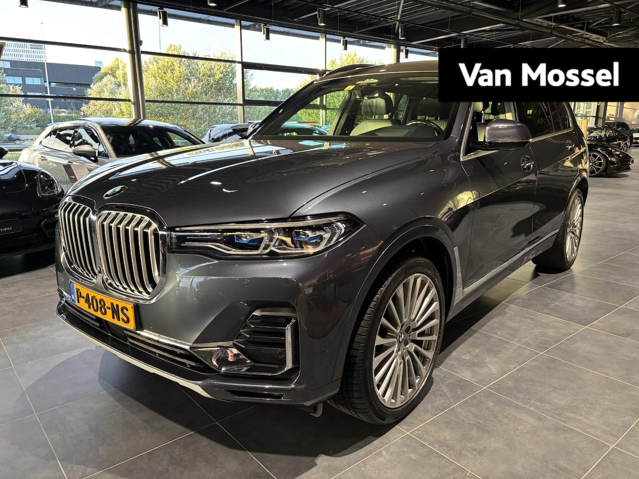 BMW X7 - xDrive40i High Executive | 7-PERSOONS | HARMAN KARDON | LUCHTVERING | SOFTCLOSE | ADAPTIEV - AutoWereld.nl