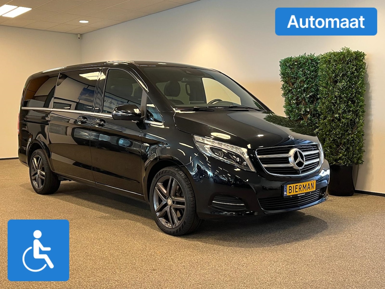 Mercedes-Benz V-klasse - L2H1 Rolstoelbus Automaat Bodemverlaging - AutoWereld.nl