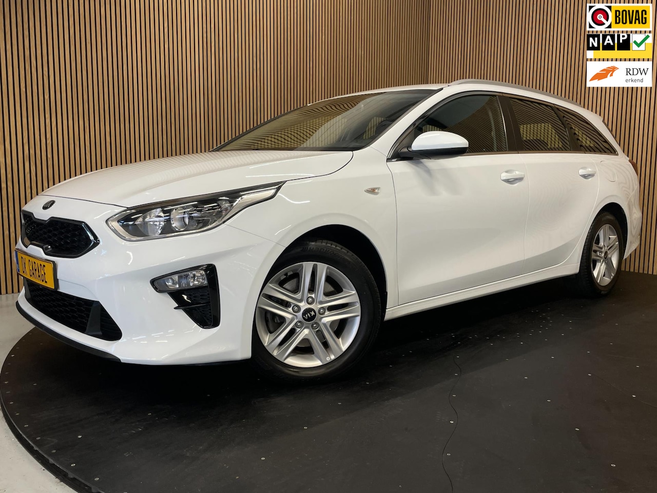 Kia Cee'd Sportswagon - Ceed 1.4 T-GDi DynamicPlusLine|AUTOMAAT|CARPLAY|CAMERA|CRUISE, CLIMATE CONTROL|STOEL-, STU - AutoWereld.nl