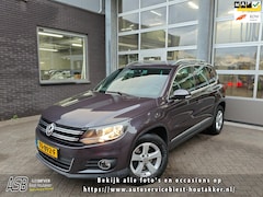 Volkswagen Tiguan - 1.4 TSI Sport&Style | Trekhaak | Navi | Cruise | Sensoren + Camera Achter | Onderhoud beke