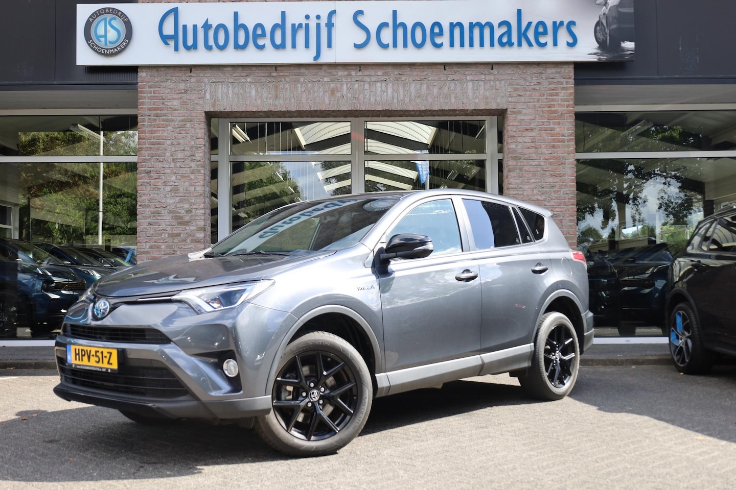Toyota RAV4 - 2.0 VVT-i AWD Dynamic BLACK-EDITION CAMERA PANO 18"LMV ELEK.LAADKLEP STOELVERW. DAB NAVI E - AutoWereld.nl
