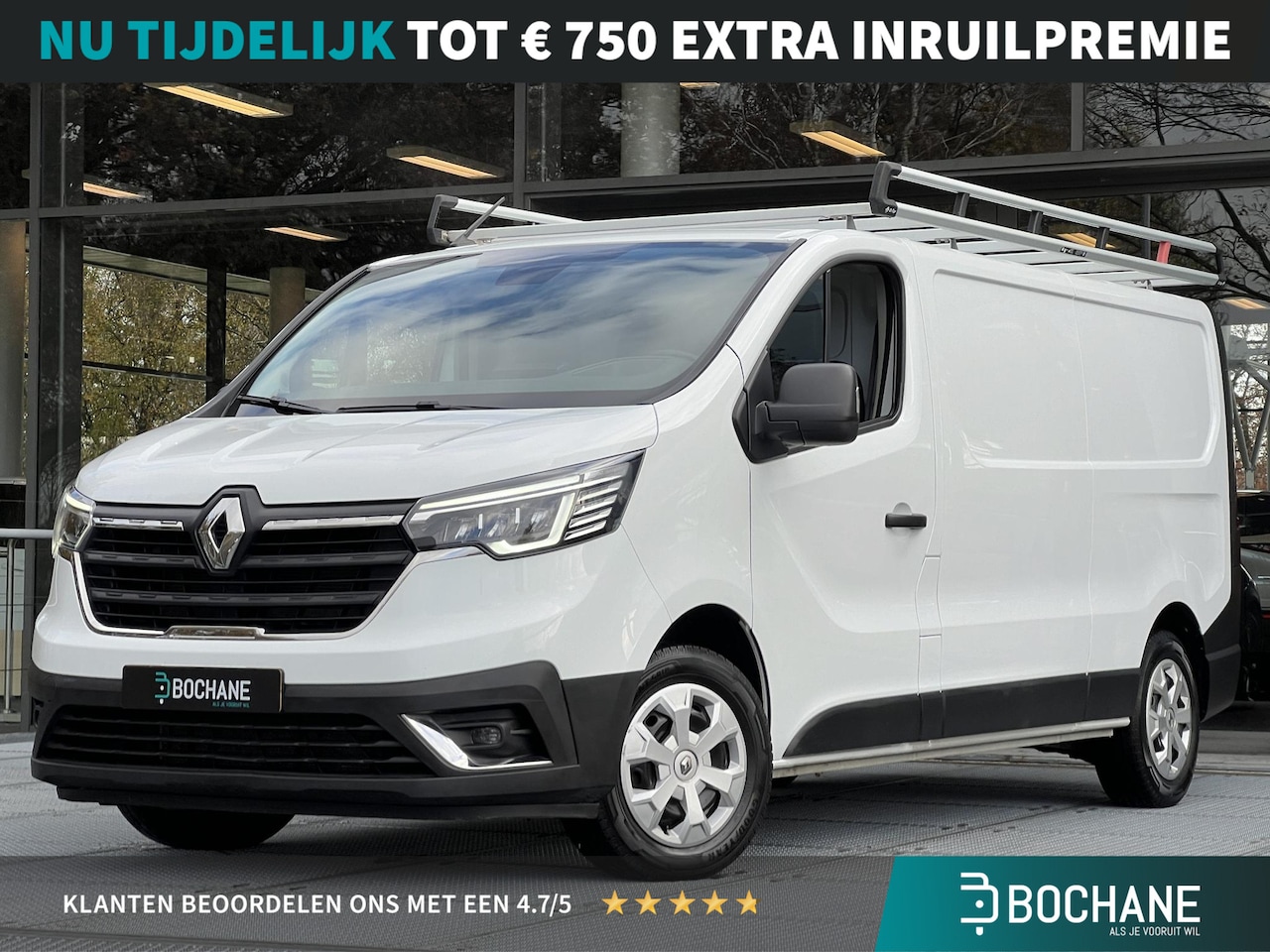 Renault Trafic - 2.0 dCi 110 T30 L2H1 Work Edition | Navigatie | Trekhaak | Imperiaal | Betimmering - AutoWereld.nl