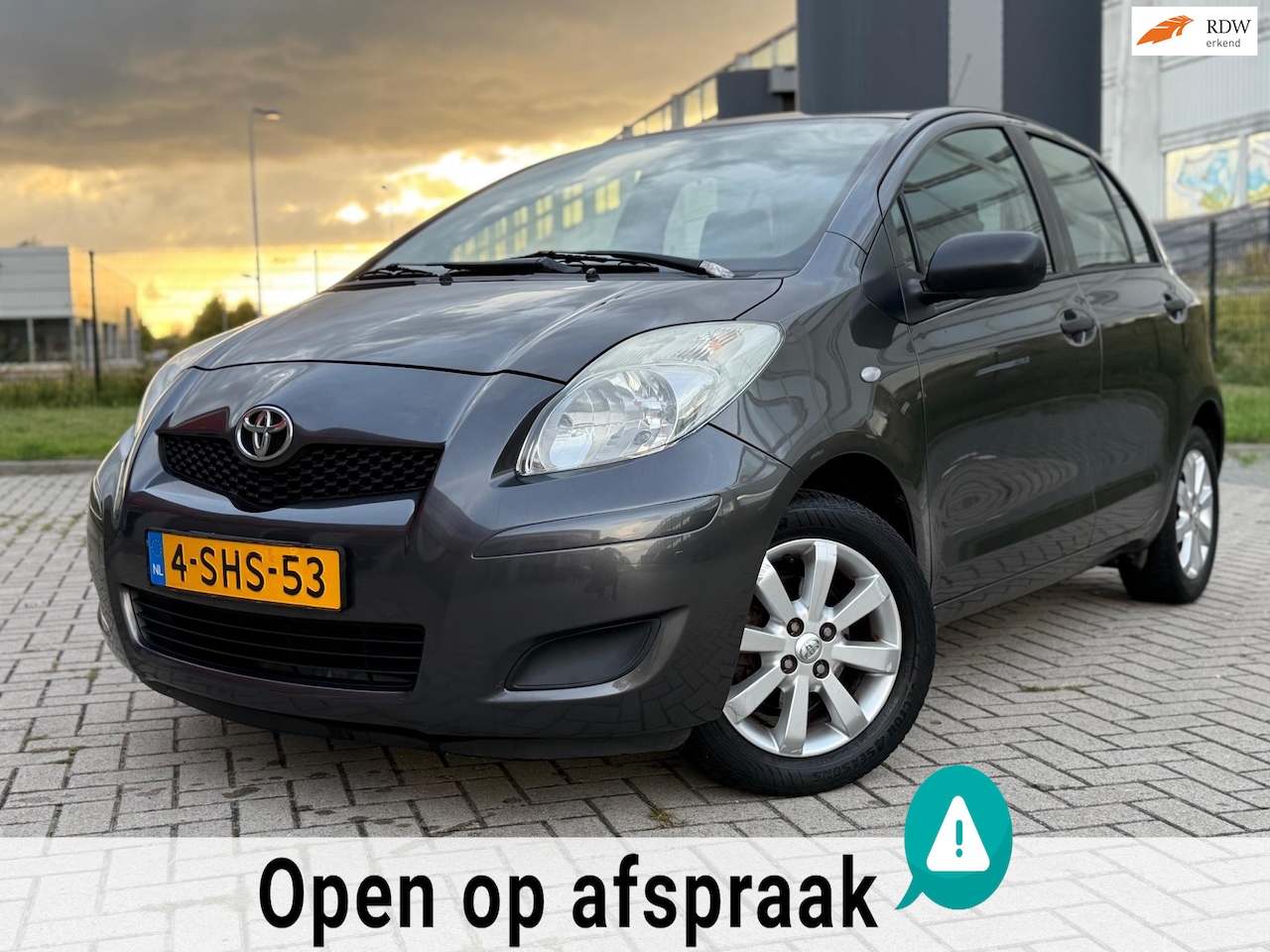 Toyota Yaris - 1.0 VVTi Acces 1.0 VVTi Acces - AutoWereld.nl