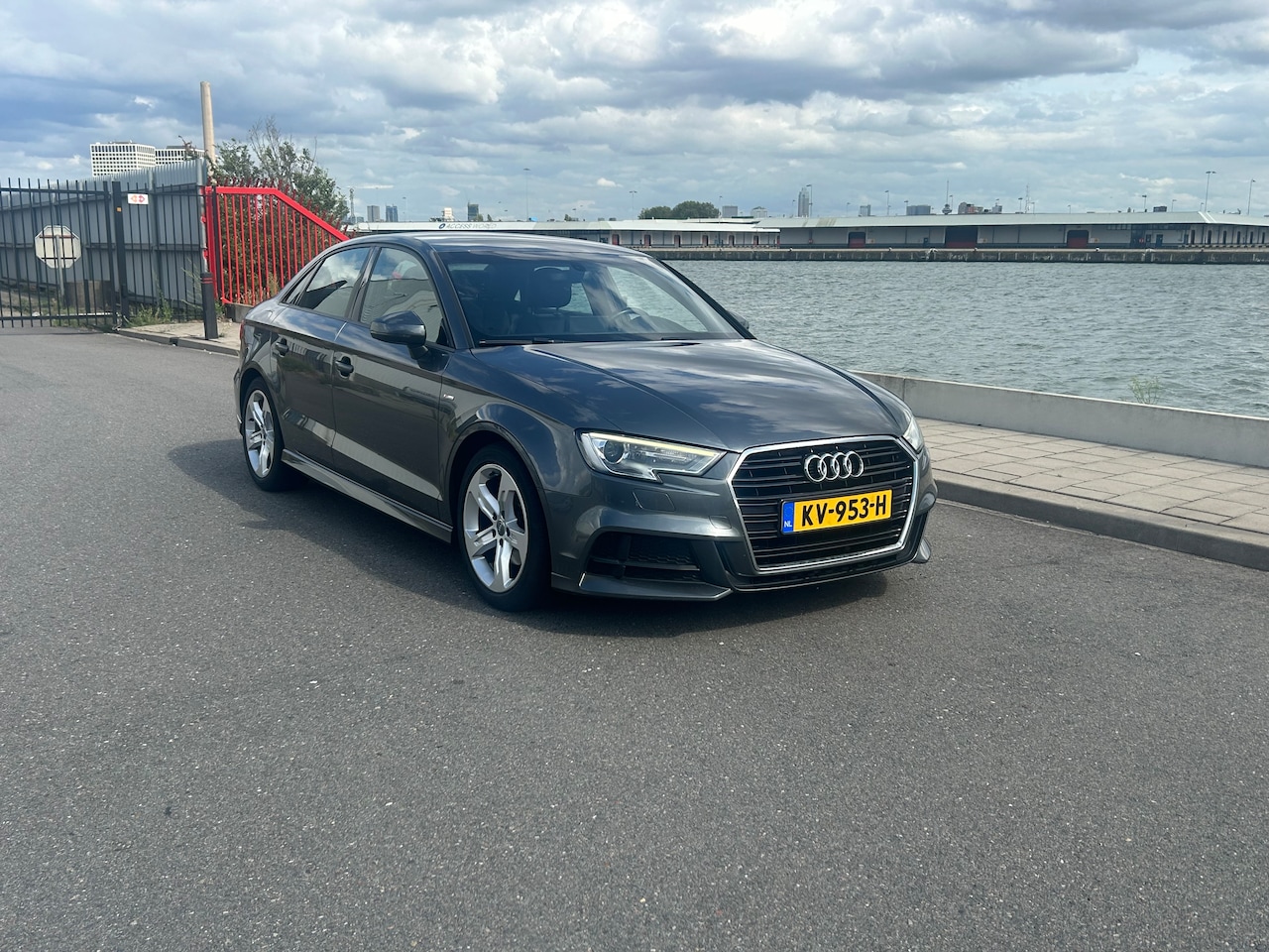 Audi A3 Limousine - 1.4 TFSI CoD Sport Pro Line S 150 PK AUT 3X S LINE NAVI LEDER LED - AutoWereld.nl