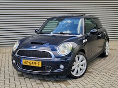 MINI Cooper S - 1.6 Pano / Leer / Cruise / Stoelverw