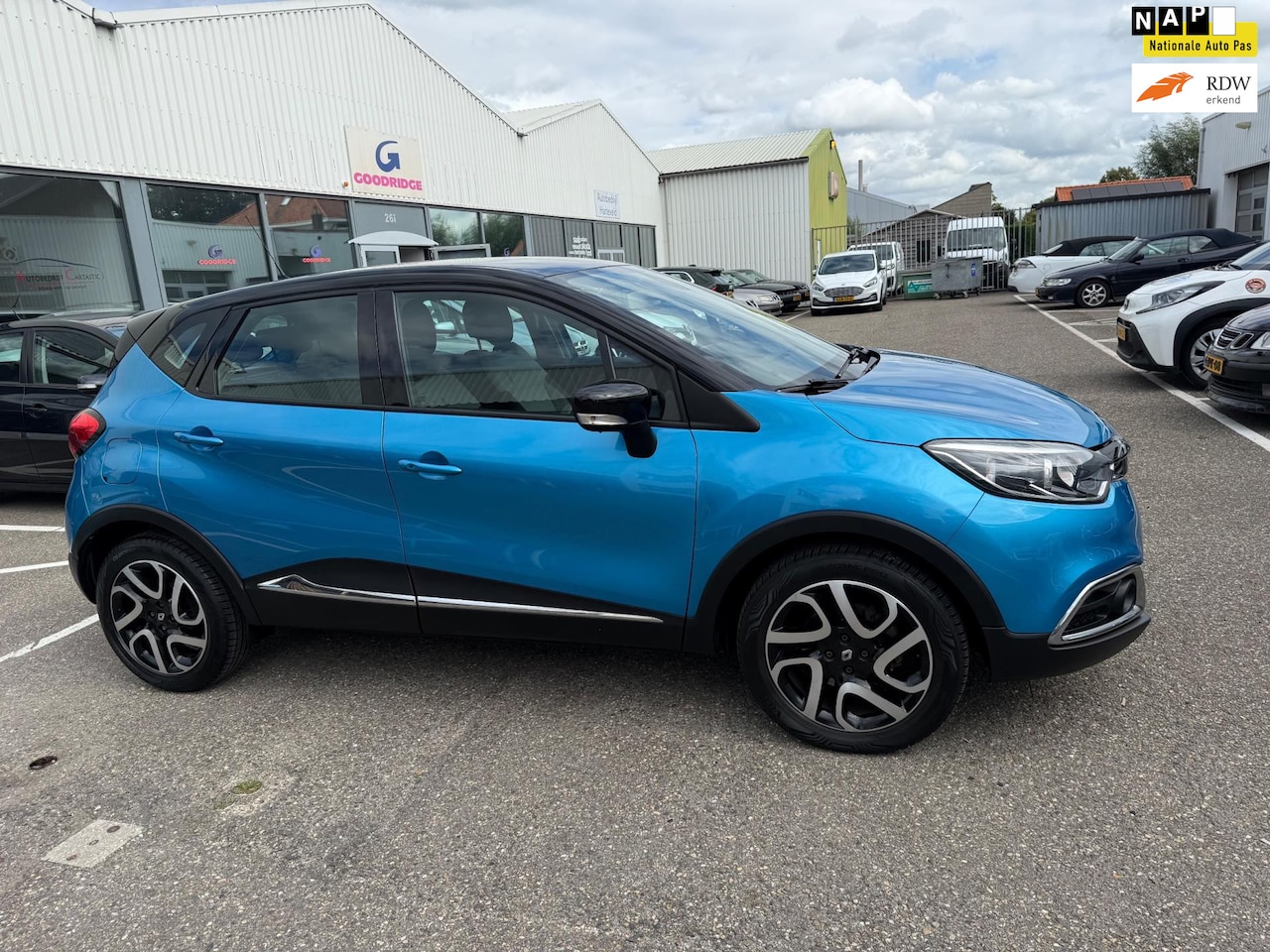 Renault Captur - 1.2 TCe Dynamique AUTOMAAT | KEYLESS | NAVI | STOELVERWARMING | CLIMATE CONTROL | CRUISE C - AutoWereld.nl