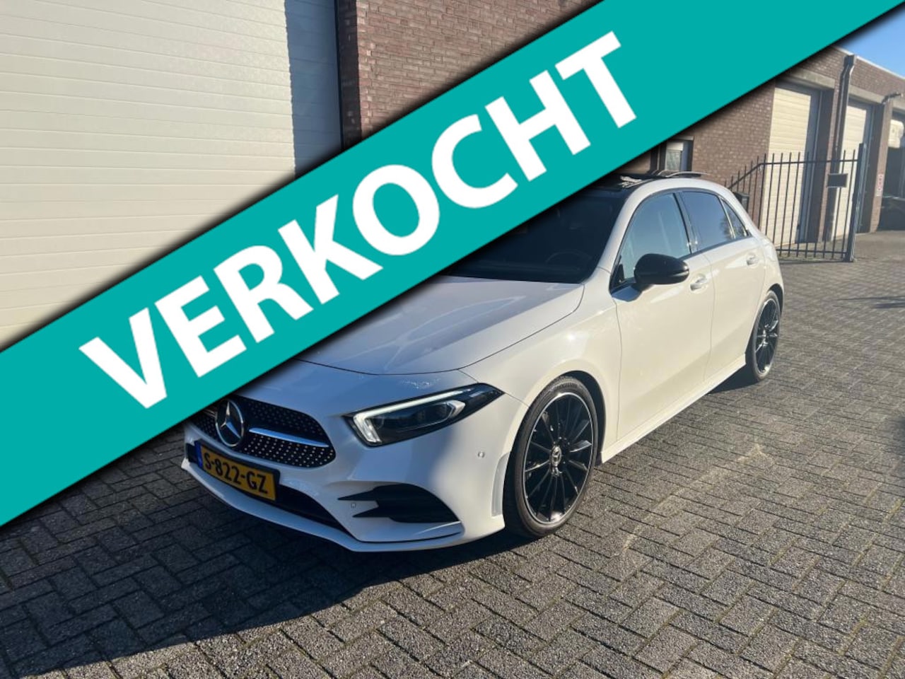 Mercedes-Benz A-klasse - 250 AMG NIght Pano Sfeer Navi-pro - AutoWereld.nl
