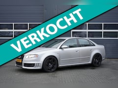 Audi A4 Limousine - 4.2 V8 RS4 quattro