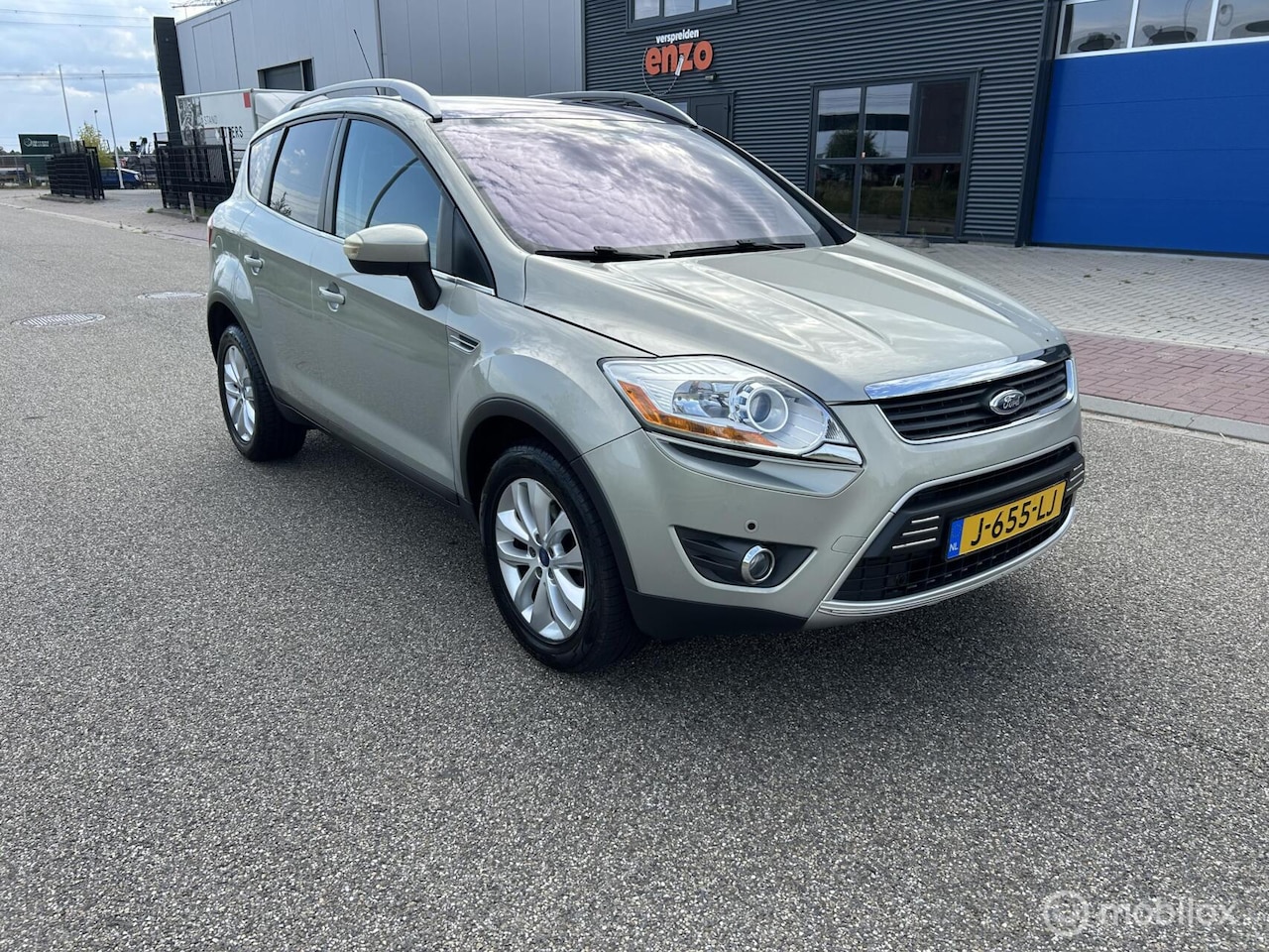 Ford Kuga - 2.5 20V Titanium 4wd - AutoWereld.nl