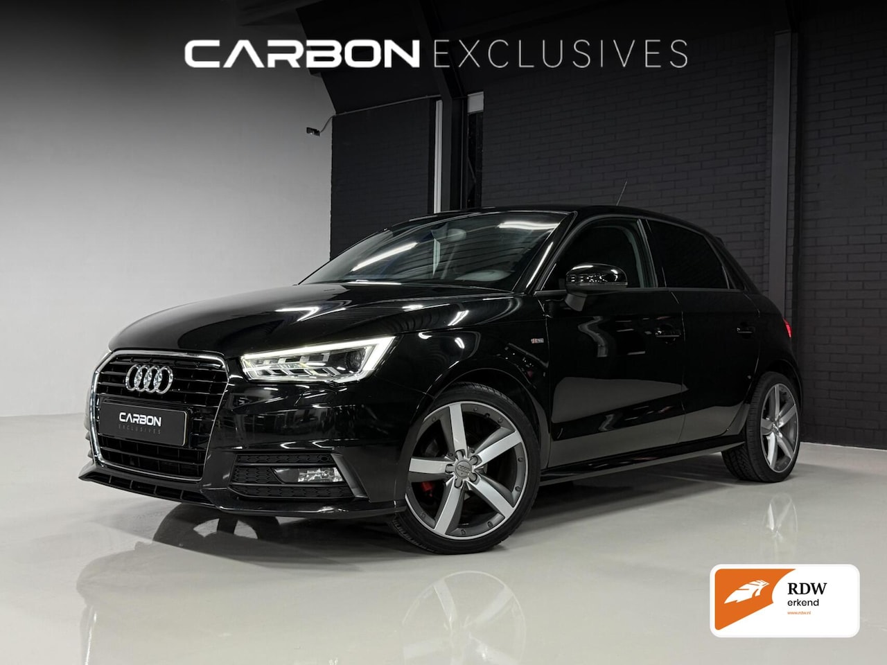 Audi A1 Sportback - 1.0 TFSI | S-Line | Facelift | PDC | LED - AutoWereld.nl