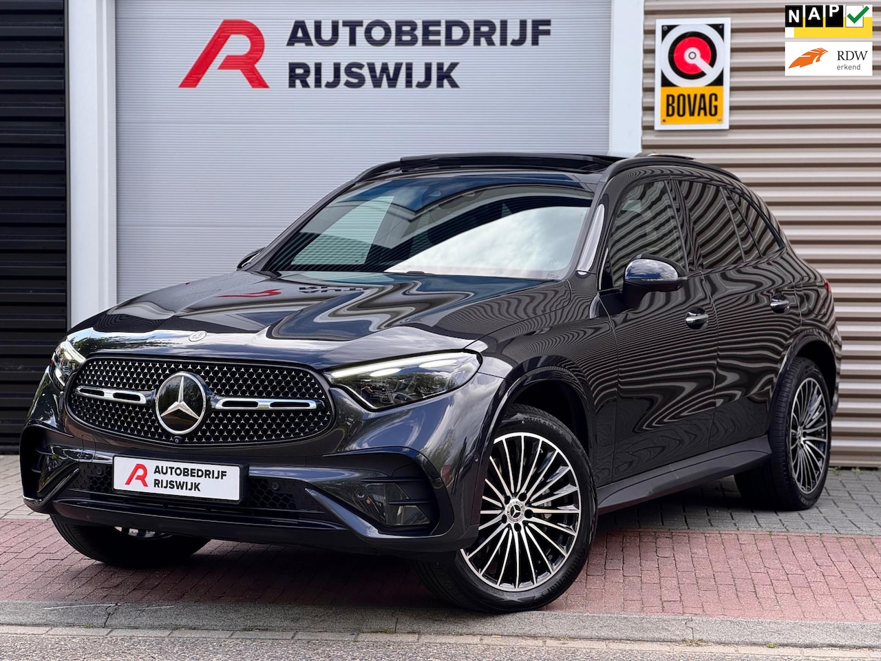 Mercedes-Benz GLC-klasse - 400e 4MATIC AMG Burmester/Memory/360/Pano - AutoWereld.nl