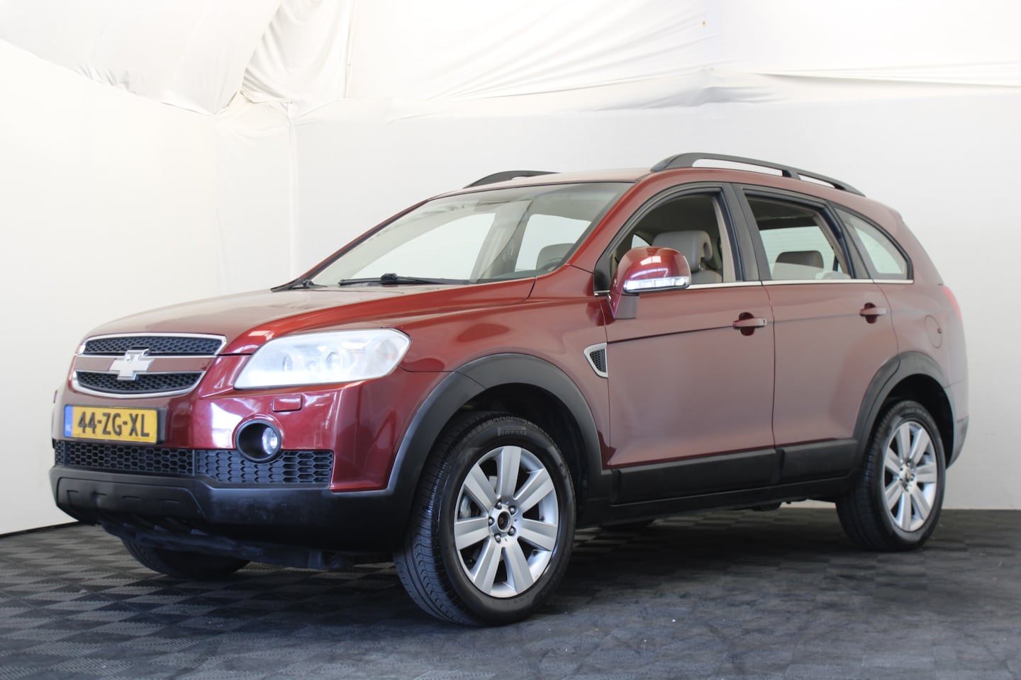 Chevrolet Captiva - 3.2i Executive 7 persoons - AutoWereld.nl