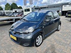 Toyota Aygo - 1.0-12V Access - Weinig Km - Nette Auto