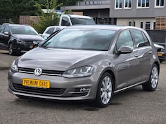 Volkswagen Golf - 1.4 TSI Highline Auto Airco / PDC / Carbon Finish