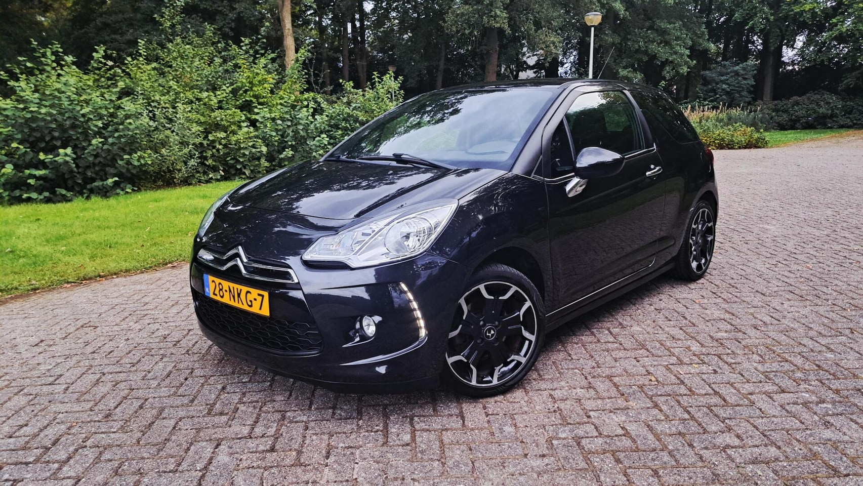 Citroën DS3 - 1.6 So Chic CLIMA SPORTSTOELEN GROOT SCHERM LEER - AutoWereld.nl