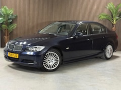 BMW 3-serie - 320i High Executive
