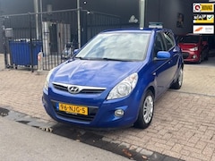 Hyundai i20 - I20|Airco|Ipod|Nap|Apk|Elektrischeramen|Bluethooth|OrgNederlands 1.4i DynamicVersion
