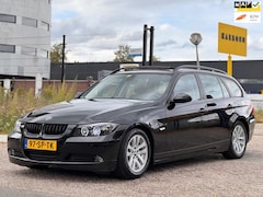 BMW 3-serie Touring - 318i High Executive/LPG/PANO/XENON/PDC/NAVI/LEDER