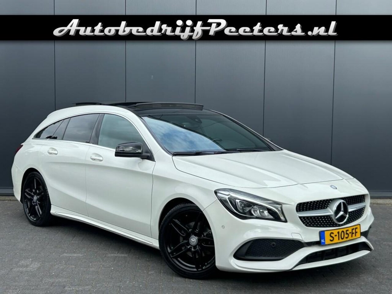 Mercedes-Benz CLA-Klasse - SB CLA 180 Facelift AMG Line P-dak LED Carplay Navi PDC - AutoWereld.nl