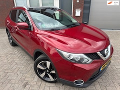 Nissan Qashqai - 1.6 N-Connecta / Pano / Navi / 360 Camera / Keyless