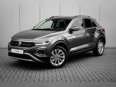 Volkswagen T-Roc - Life Edition inclusief €2000, - inruilvoordeel | 'App-Connect' draadloze smartphone integr