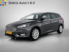 Ford Focus Wagon - 1.5 150PK Titanium Edition / Navigatie / trekhaak / Cruise-ctr. / Airco / Park assist / Ap