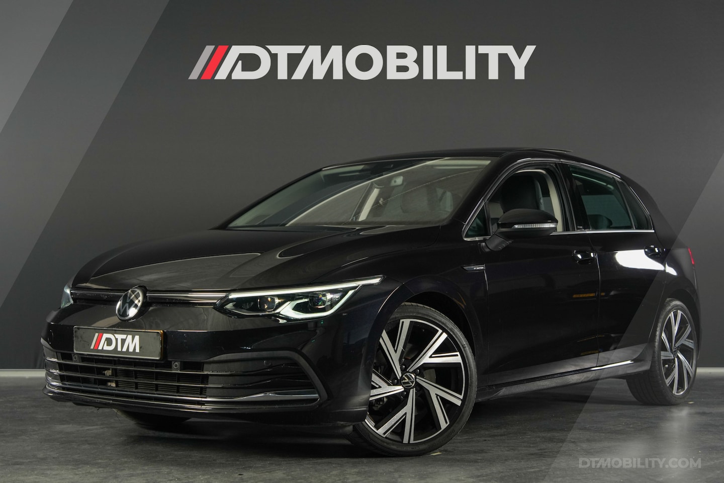 Volkswagen Golf - 1.5 eTSI 1st Edition | Pano | IQ | - AutoWereld.nl