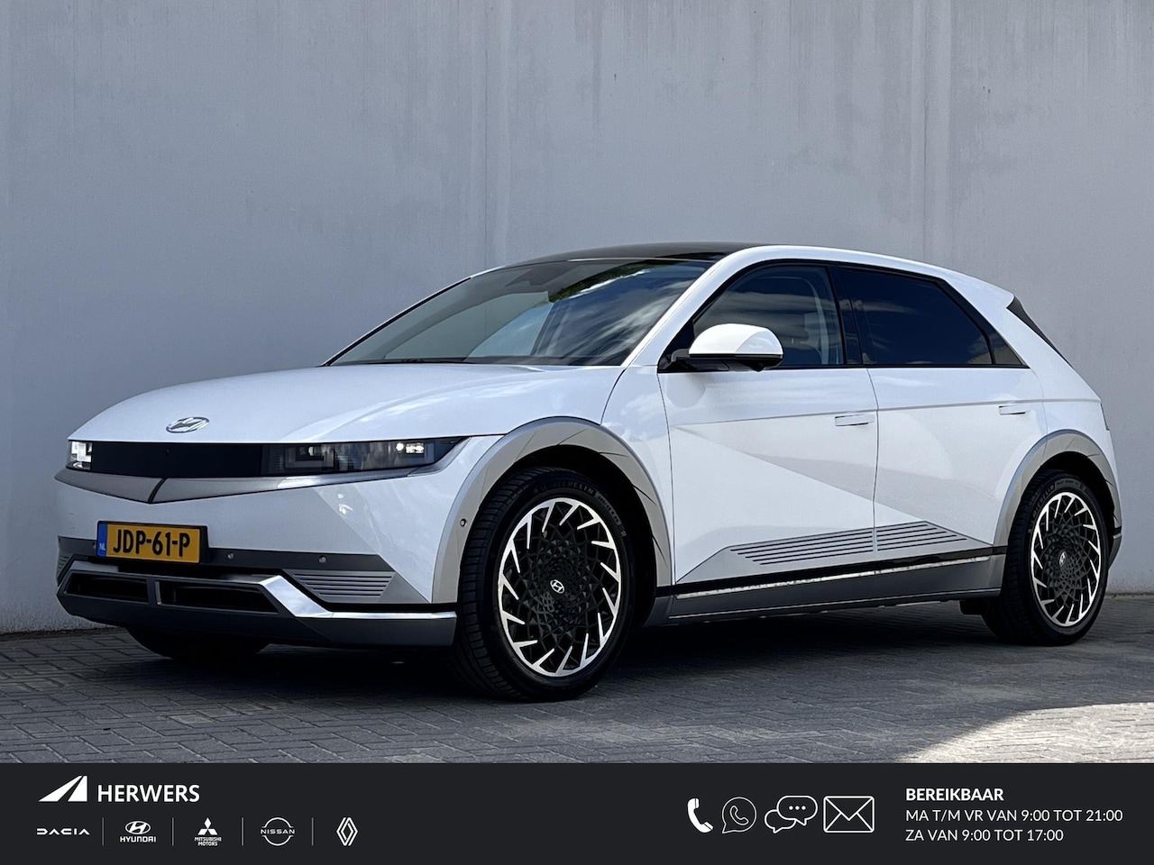 Hyundai IONIQ 5 - Lounge AWD 73kWh / Dealer onderhouden / Solar dak / LAGE KM Stand / WLTP 430 km / 1.600 kg - AutoWereld.nl