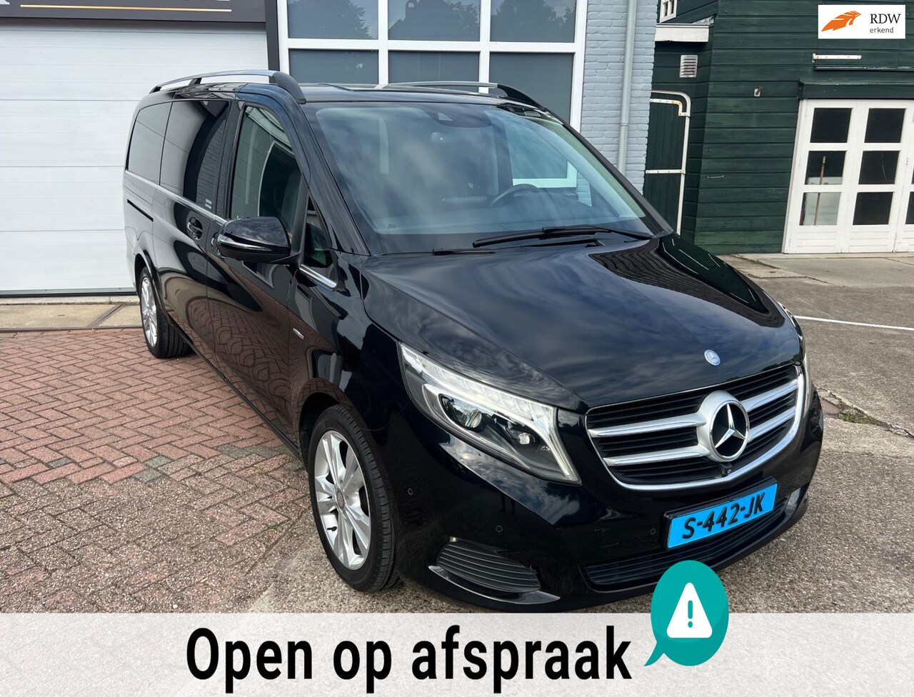 Mercedes-Benz V-klasse - 220d NIEUWE MOTOR! 8/7 Pers TAXI klaar|Burmester|Sfeer|Leer|360 Camera|Lane assist - AutoWereld.nl