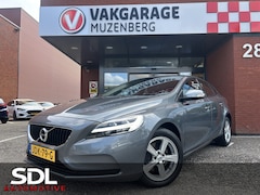Volvo V40 - 2.0 T2 Nordic // CRUISE // CLIMA // CAMERA+SENSOREN // NAVI // STOELVERWARMING //