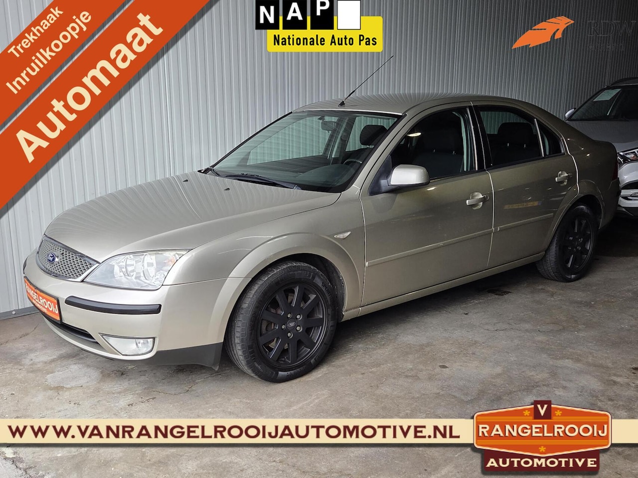 Ford Mondeo - 2.0-16V Automaat, trekhaak, clima, cruise, pdc, 16" lmv - AutoWereld.nl