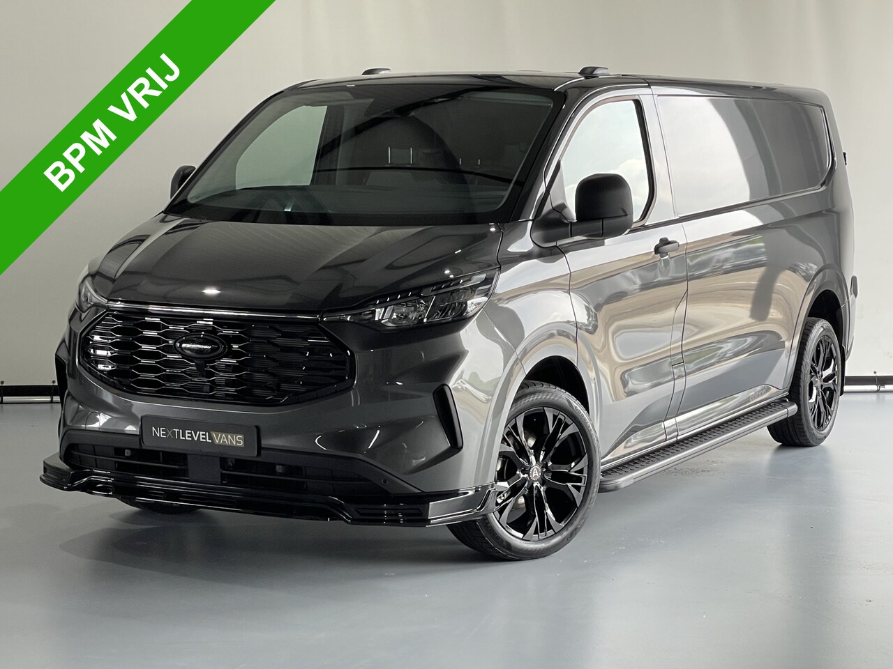 Ford Transit Custom - 320 2.0 TDCI L2H1 170 PK AUT Navi / Camera / Trekgewicht 2800 KG - AutoWereld.nl