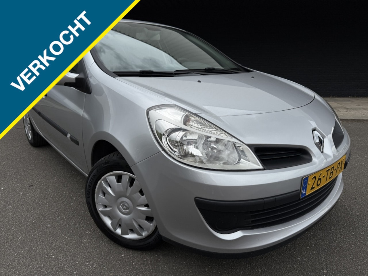 Renault Clio - 1.4-16V Authentique // Airco // 1e eigenaar // - AutoWereld.nl
