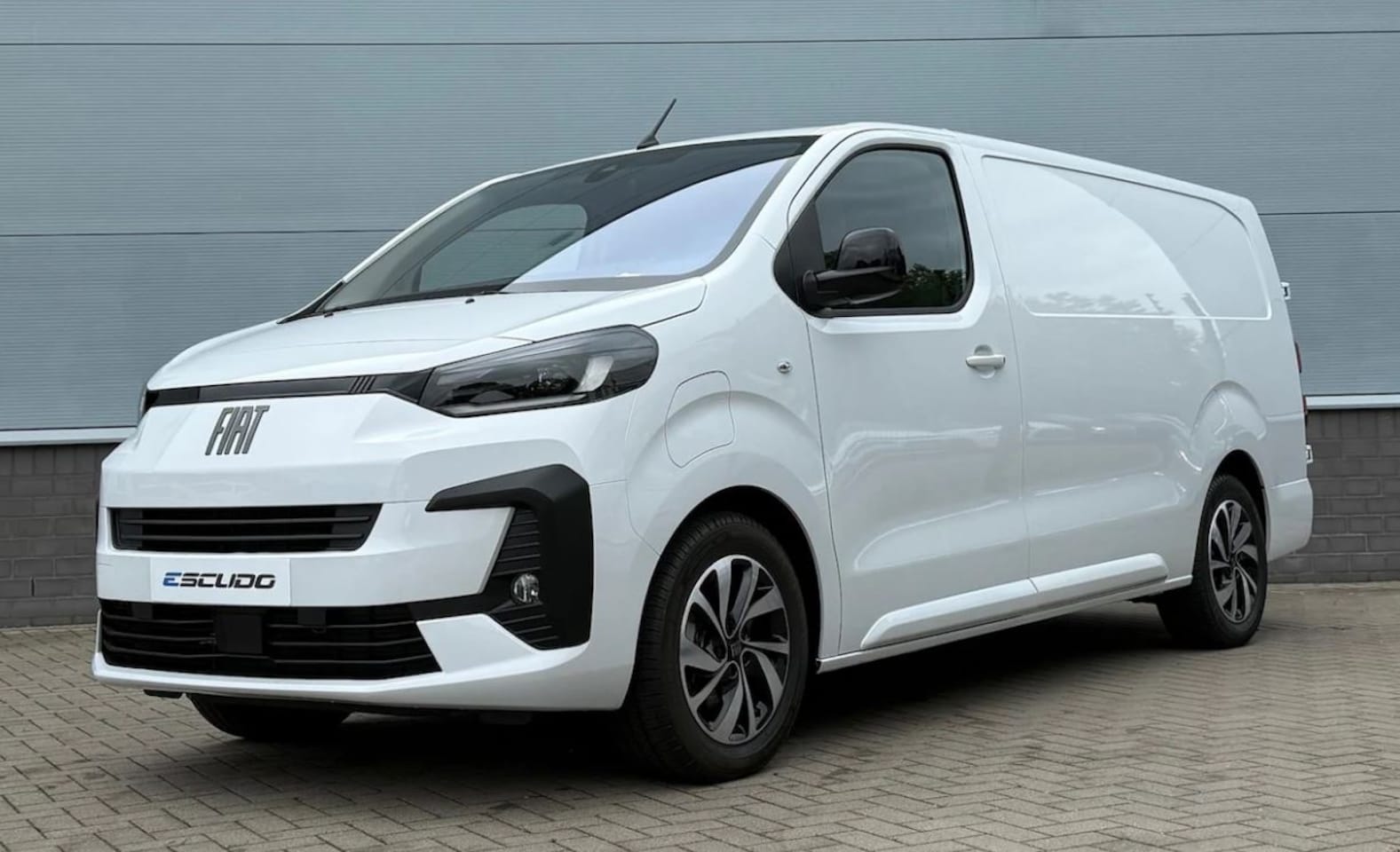 Fiat E-Scudo - L3 75 kWh 3 Fase | Betimmering | Navigatie | Cruise Control | Exterieur Pakket | DAB+ | !! - AutoWereld.nl