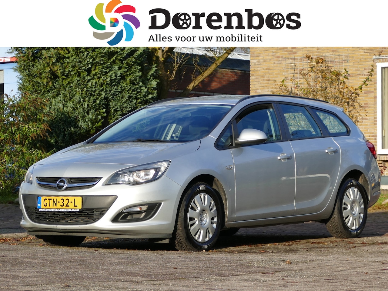 Opel Astra Sports Tourer - 1.4 | all-season-banden | airco | trekhaak - AutoWereld.nl