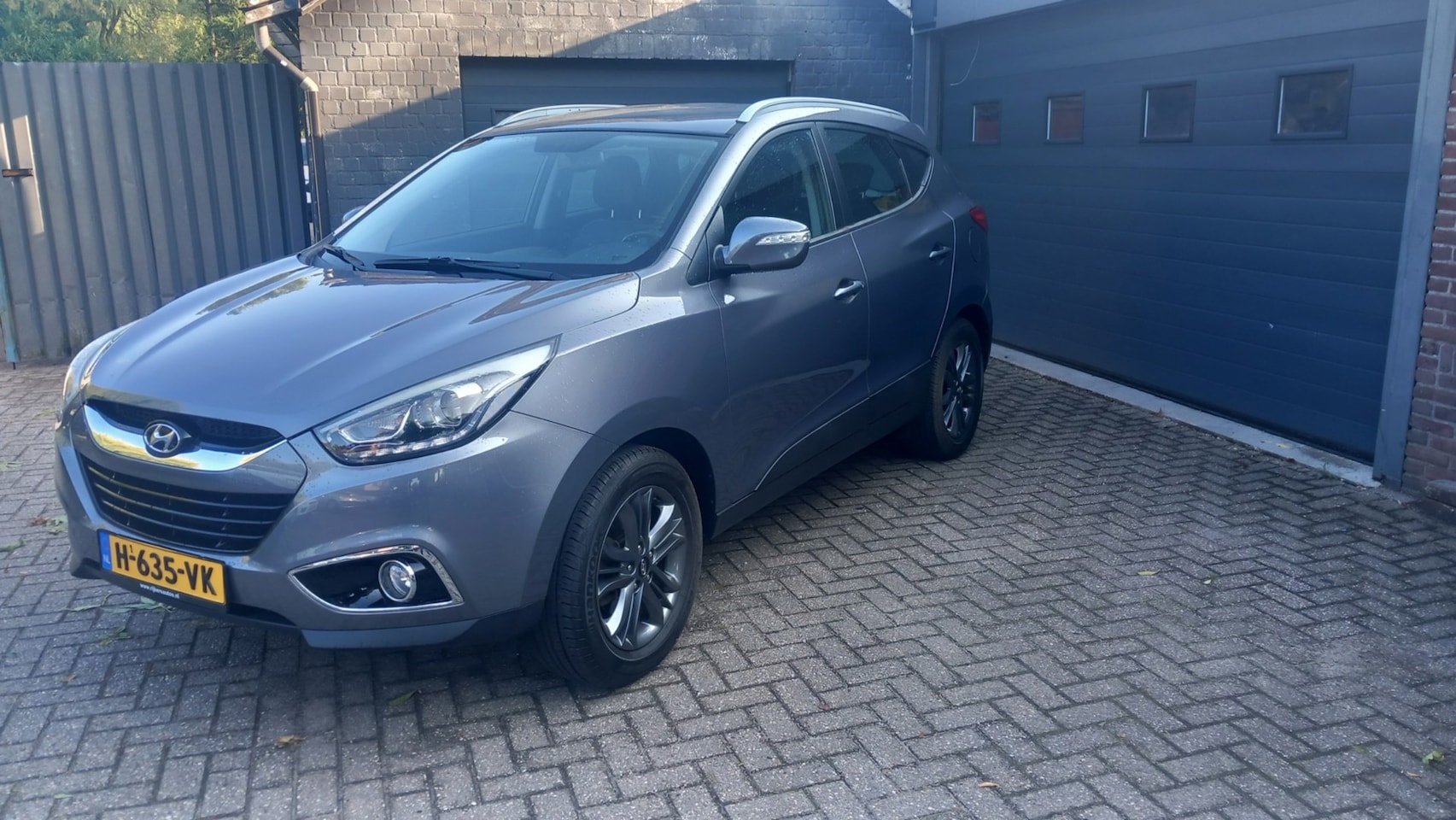 Hyundai ix35 - 2.0i i-Vision 2.0i i-Vision,Automaat,Cruise Contr,Bluetooth,Navi,Camera a,Climate Contr,Elektrische rame - AutoWereld.nl